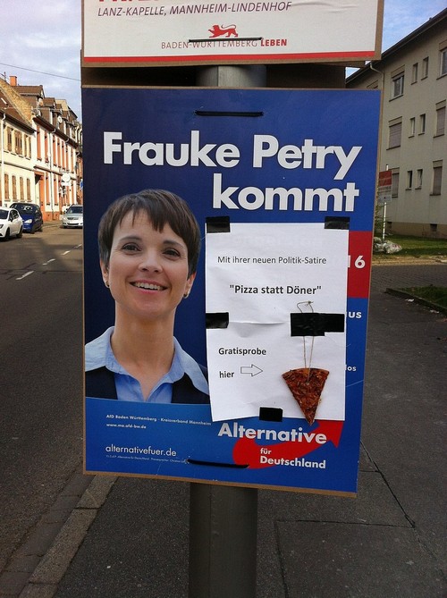Frauke Petry kommt (mit ihrer neuen Polit-Satire 'Pizza statt Döner')
