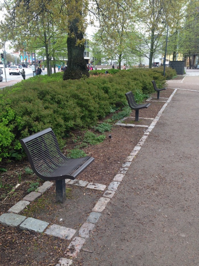 finland-single-person-benches